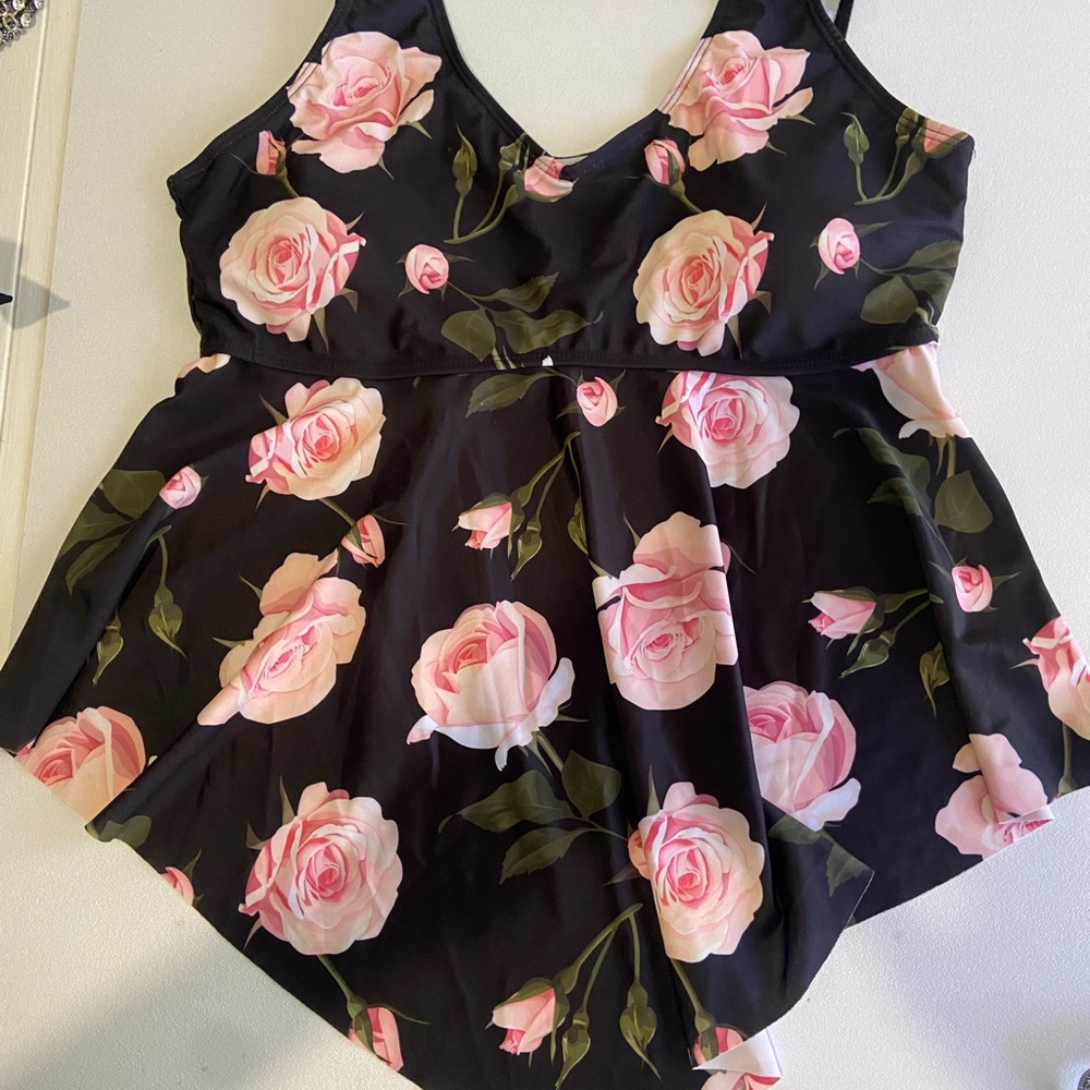 Tankini swim top